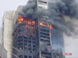 Feuer in einem Hochhaus